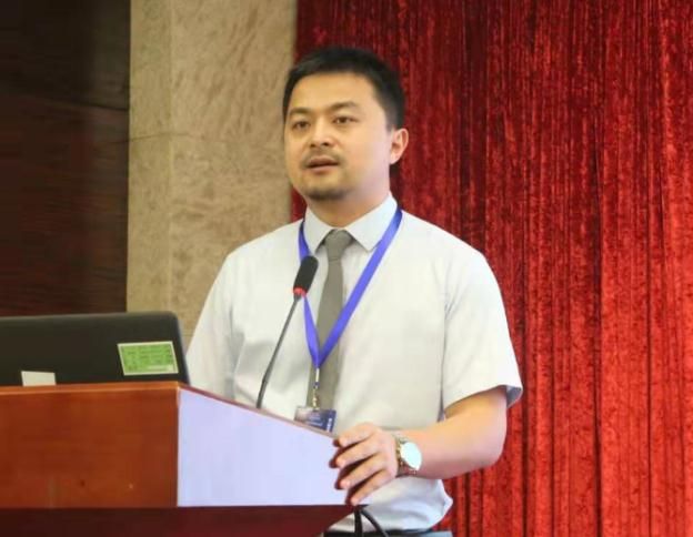 马博在线登录创新论坛第九百二十五讲：燃烧催化剂的作用机制及碳纳米含能催化剂的独特效应