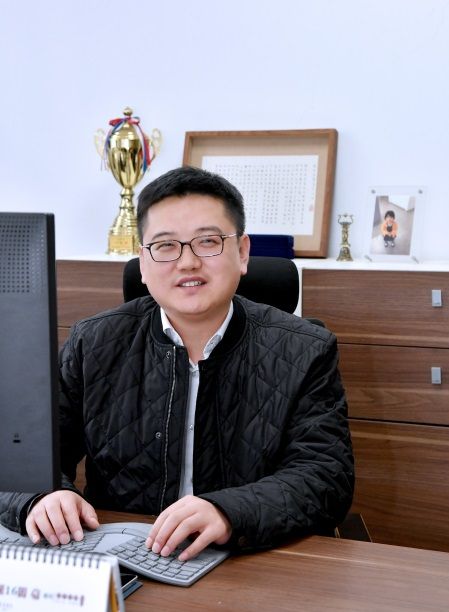 马博在线登录创新论坛第八百五十四讲暨校庆117周年学术讲座：微流场反应技术及其在生物基材料开发中的应用研究