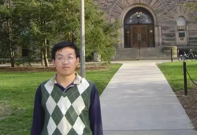 马博在线登录创新论坛第一千六百八十一讲：Problems and results on determinants involving Legendre symbols
